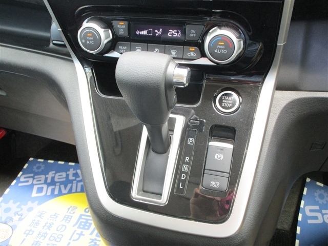 日産 セレナ ２．０ ライダー H28年 (関東) 99