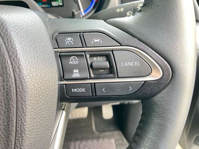 トヨタ ヴォクシー １．８ ハイブリッド Ｓ－Ｚ R5年 () 99
