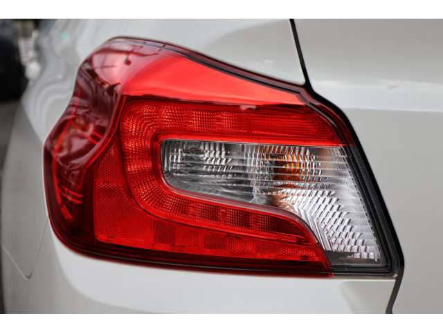 スバル ＷＲＸ　ＳＴＩ ＳＴＩ ２．０ ４ＷＤ H29年 (関東) 99
