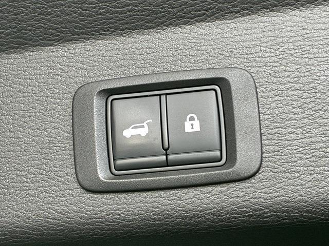 三菱 アウトランダーＰＨＥＶ ＰＨＥＶ ２．４ Ｐ ４ＷＤ R4年 (中国) 99