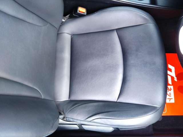 トヨタ プリウス １．８ Ｓ ツーリングセレクション H28年 () 99
