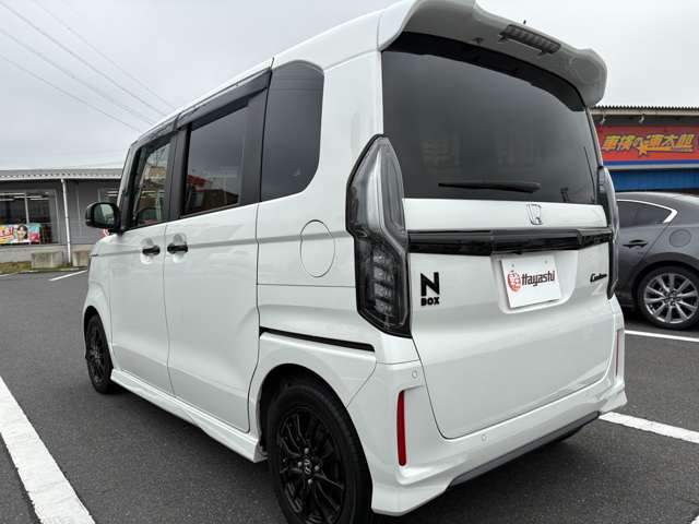 ホンダ Ｎ　ＢＯＸ カスタム ６６０ Ｌ スタイルプラス ブラック R4年 () 99
