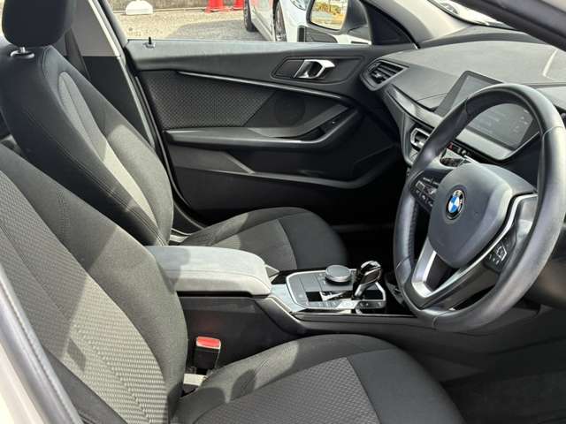ＢＭＷ １シリーズ １１８Ｄ プレイ エディション ジョイ プラス ディーゼルターボ R3年 (四国) 99