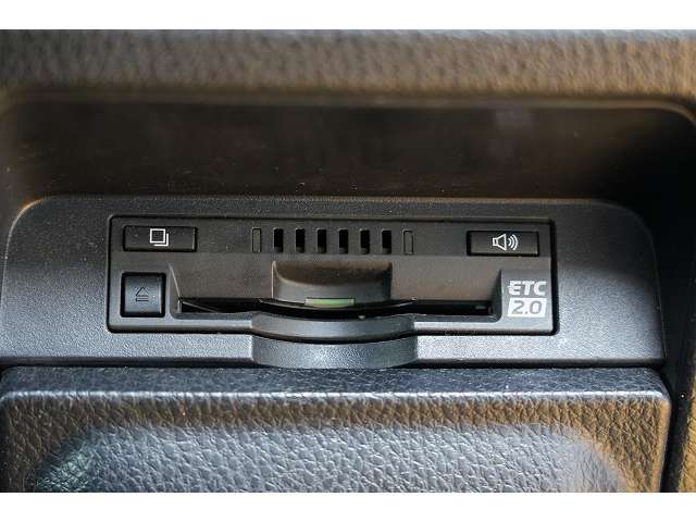 トヨタ ヴォクシー １．８ ハイブリッド ＺＳ 煌 H30年 () 99