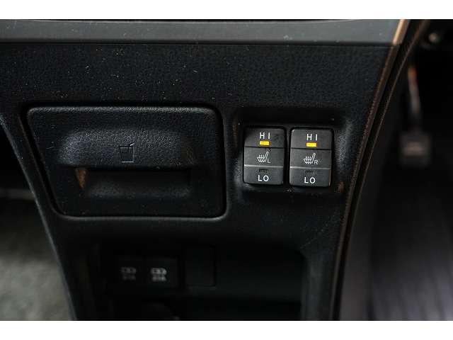 トヨタ ヴォクシー １．８ ハイブリッド ＺＳ 煌 H30年 () 99
