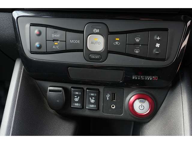 日産 リーフ ＮＩＳＭＯ H30年 () 99