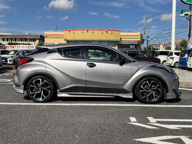 トヨタ Ｃ−ＨＲ ハイブリッド １．８ Ｇ R1年 () 99