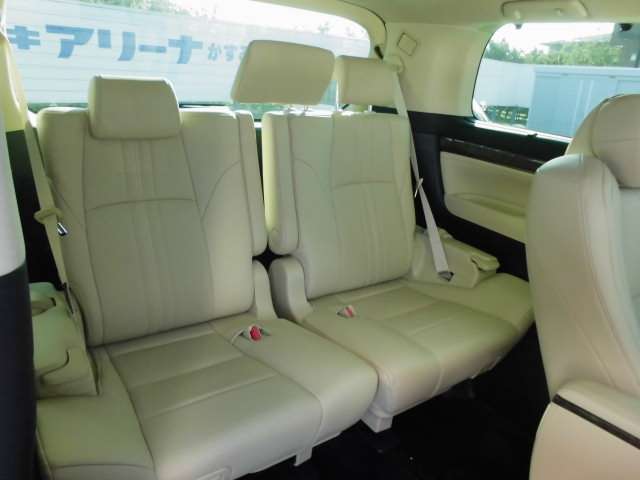 トヨタ アルファード　ハイブリッド ハイブリッド ２．５ エグゼクティブ ラウンジ Ｅ－ＦＯＵＲ ４ＷＤ R1年 () 99