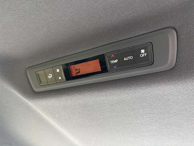 トヨタ ヴォクシー ２．０ ＺＳ 煌ＩＩ R2年 (近畿) 99