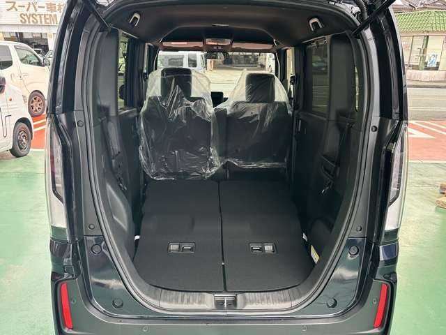 ホンダ Ｎ　ＢＯＸ カスタム ６６０ R8年 () 99