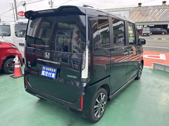 ホンダ Ｎ　ＢＯＸ カスタム ６６０ R8年 () 99