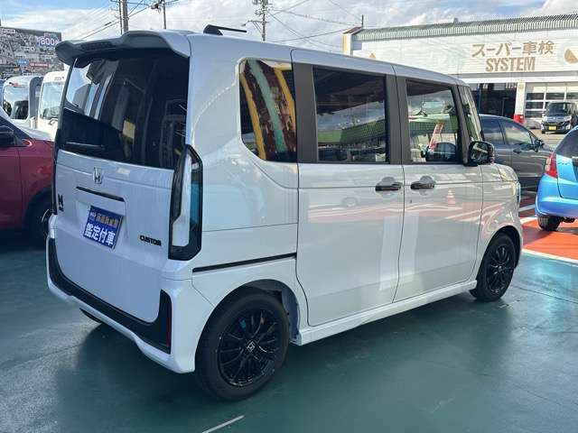 ホンダ Ｎ　ＢＯＸ カスタム ６６０ ブラック スタイル R8年 () 99