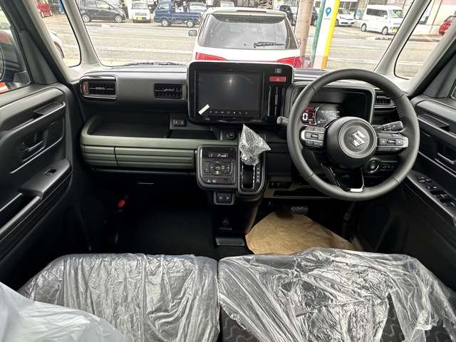 スズキ スペーシア　ギア ６６０ ギア ハイブリッド ＸＺターボ ４ＷＤ R8年 () 99