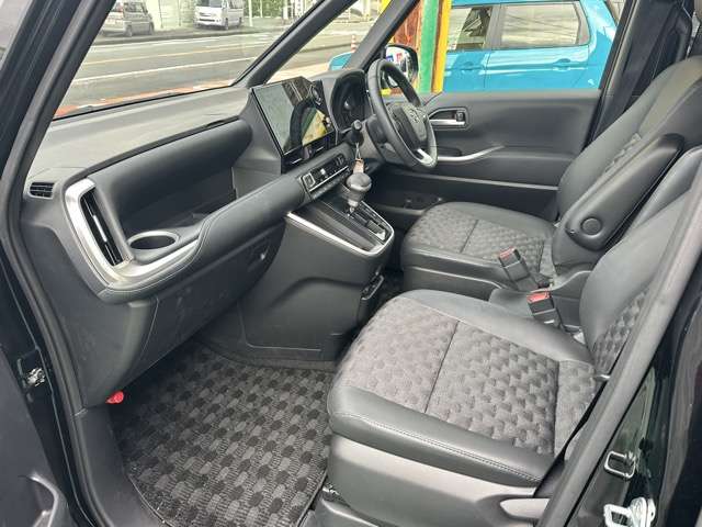 トヨタ ヴォクシー ２．０ Ｓ－Ｚ R6年 () 99