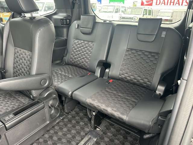 トヨタ ヴォクシー ２．０ Ｓ－Ｚ R6年 () 99