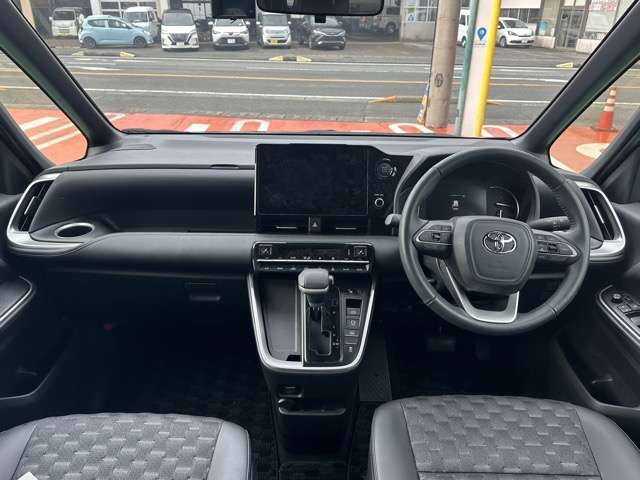トヨタ ヴォクシー ２．０ Ｓ－Ｚ R6年 () 99