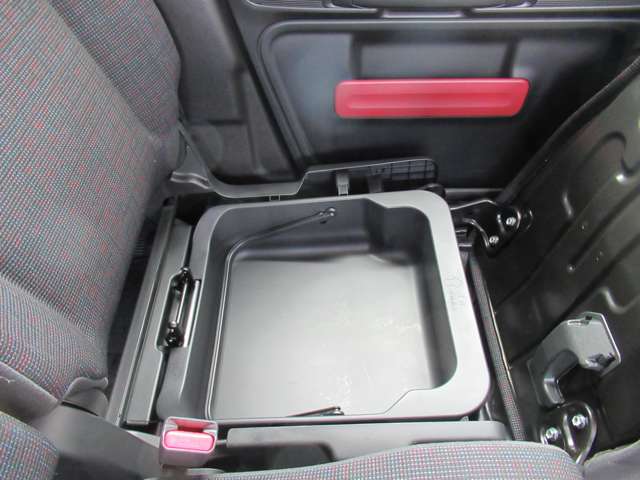 スズキ スペーシア ６６０ ハイブリッド Ｇ ４ＷＤ R5年 () 99