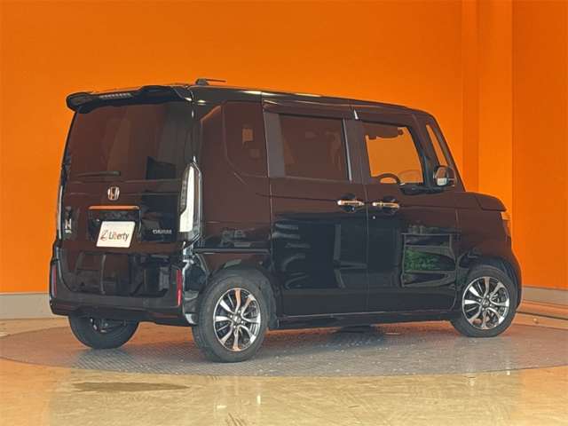 ホンダ Ｎ　ＢＯＸ カスタム ６６０ R5年 () 99