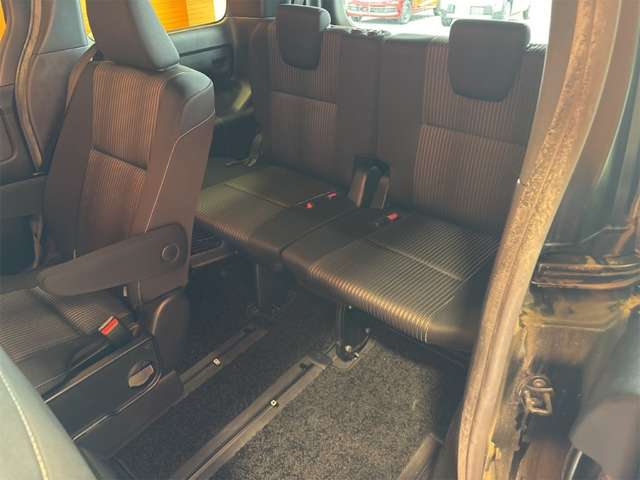 トヨタ ヴォクシー ２．０ ＺＳ 煌 H30年 () 99