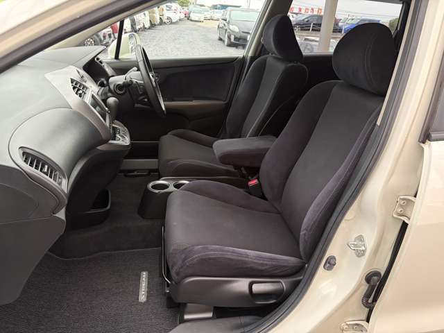 ホンダ ストリーム ２．０ ＲＳＺ H19年 (近畿) 99
