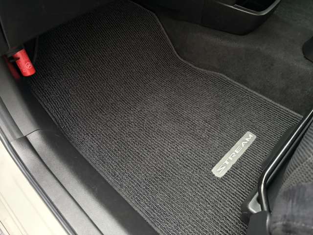ホンダ ストリーム ２．０ ＲＳＺ H19年 (近畿) 99