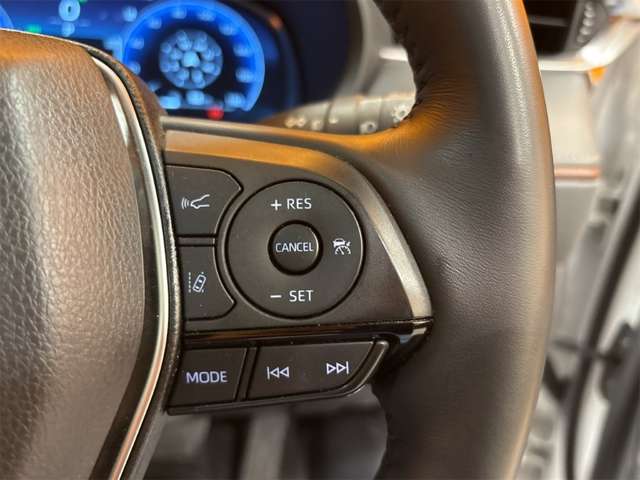 トヨタ ハリアー ２．０ Ｚ レザーパッケージ R6年 (近畿) 99