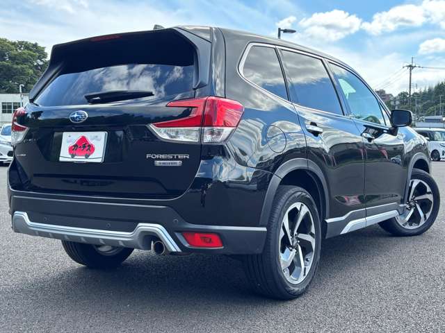 スバル フォレスター　ハイブリッド ２．０ アドバンス ４ＷＤ R3年 () 99