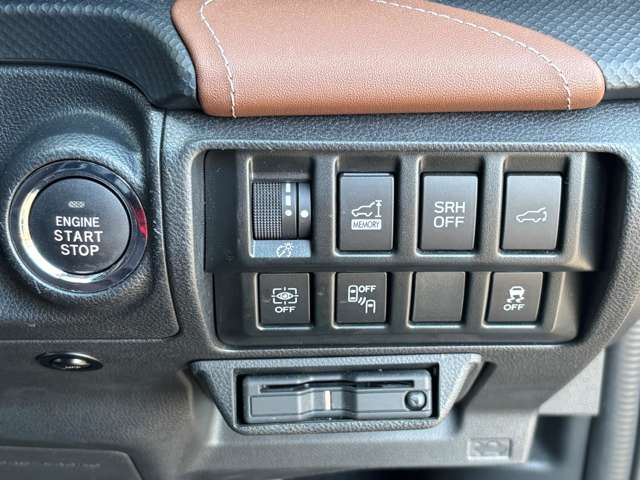 スバル フォレスター　ハイブリッド ２．０ アドバンス ４ＷＤ R3年 () 99
