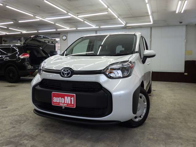 トヨタ シエンタ　ハイブリッド ハイブリッド １．５ Ｇ Ｅ－ＦＯＵＲ ４ＷＤ R7年 () 99