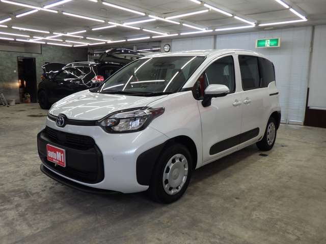 トヨタ シエンタ　ハイブリッド ハイブリッド １．５ Ｇ Ｅ－ＦＯＵＲ ４ＷＤ R7年 () 99