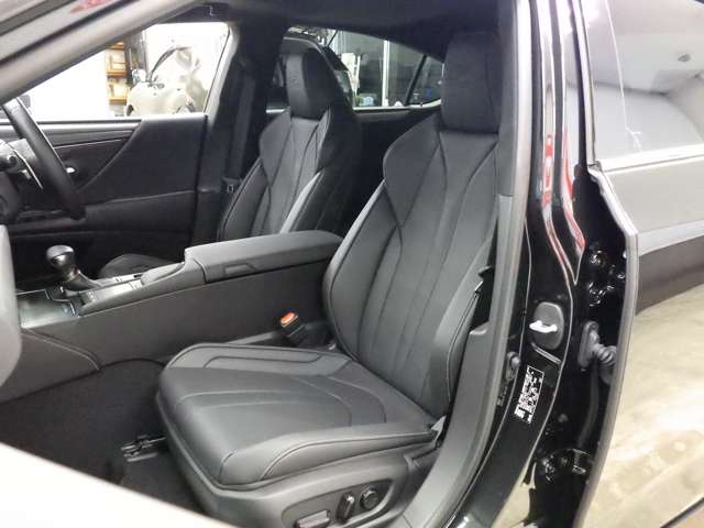 レクサス ＥＳ３００ｈ Ｆスポーツ R1年 () 99
