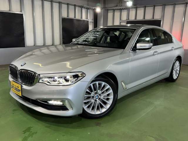 ＢＭＷ ５シリーズ ５３０ｉ　ラグジュアリー R1年 (関東) 99