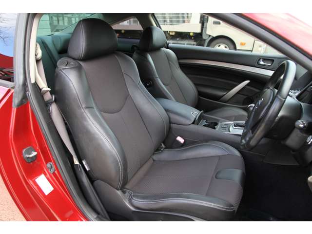 日産 スカイライン ３．７ ３７０ＧＴ H25年 () 99