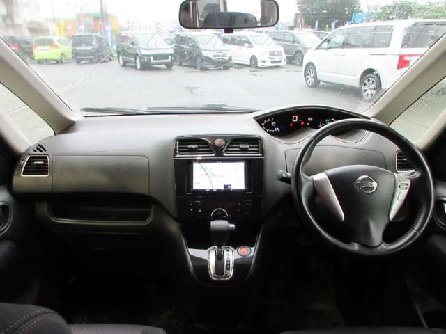 日産 セレナ ２．０ ハイウェイスター Ｖセレクション H24年 (関東) 99