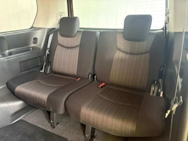 日産 セレナ ２．０ ハイウェイスター Ｖセレクション＋ＳＡＦＥＴＹＩＩ Ｓ－ＨＹＢＲＩＤ H27年 (関東) 99