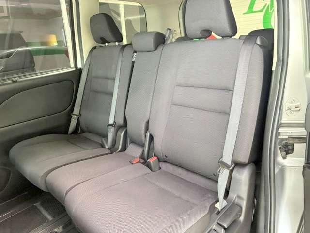日産 セレナ ２．０ Ｘ ＶセレクションＩＩ R1年 (関東) 99