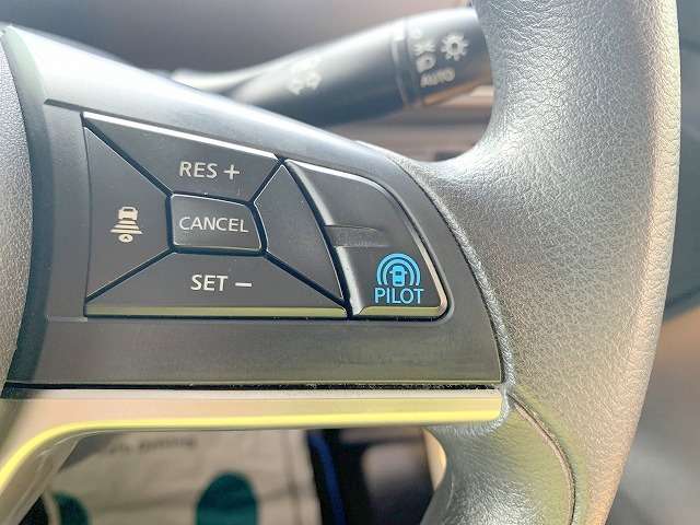 日産 セレナ １．２ Ｅ－ＰＯＷＥＲ ＸＶ H30年 (関東) 99