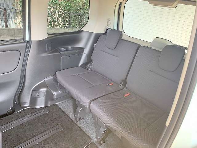 日産 セレナ １．２ Ｅ－ＰＯＷＥＲ ＸＶ H30年 (関東) 99