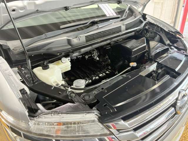 日産 セレナ ２．０ ２０Ｘ Ｖセレクション＋ＳＡＦＥＴＹ Ｓ－ＨＹＢＲＩＤ H27年 (関東) 99