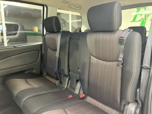 日産 セレナ ２．０ ハイウェイスター Ｖセレクション＋ＳＡＦＥＴＹ Ｓ－ＨＹＢＲＩＤ H27年 (関東) 99