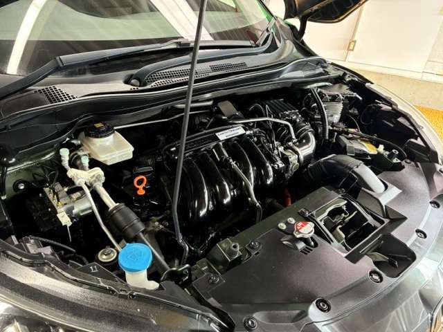 ホンダ ヴェゼル １．５ ハイブリッド Ｚ H26年 (関東) 99