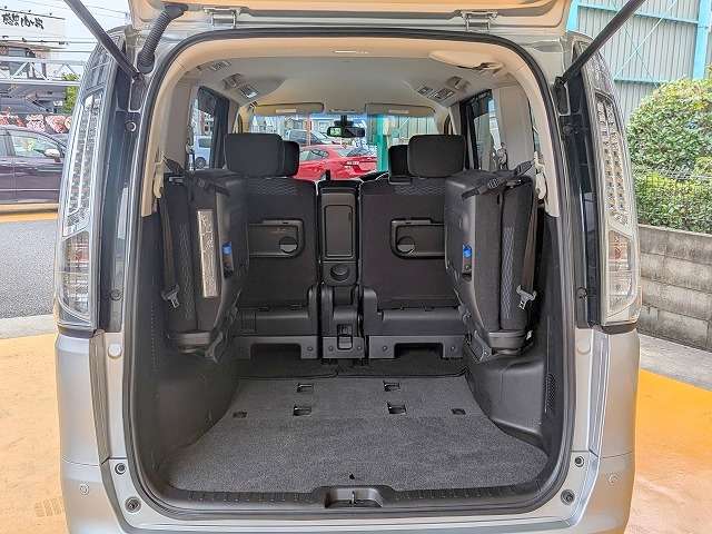 日産 セレナ ２．０ ２０Ｘ Ｓ－ＨＹＢＲＩＤ アドバンストセーフティ パッケージ H27年 (関東) 99