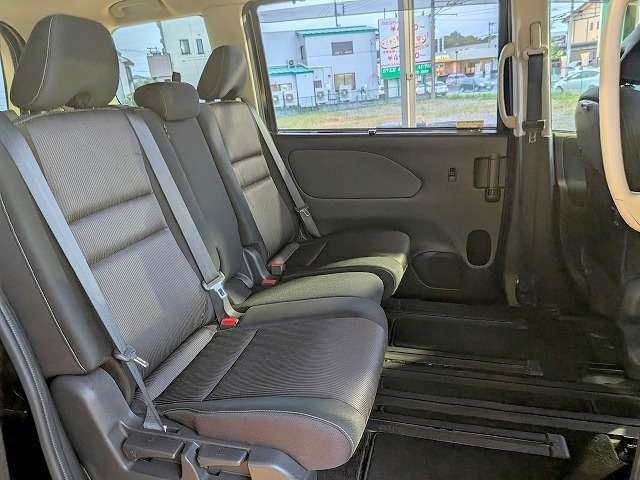 日産 セレナ ２．０ ハイウェイスター H29年 (関東) 99
