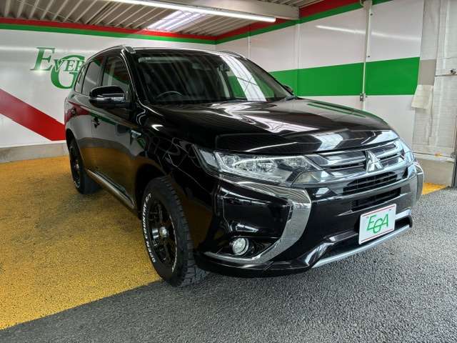 三菱 アウトランダーＰＨＥＶ ２．０ Ｇ セーフティパッケージ ４ＷＤ H28年 (関東) 99