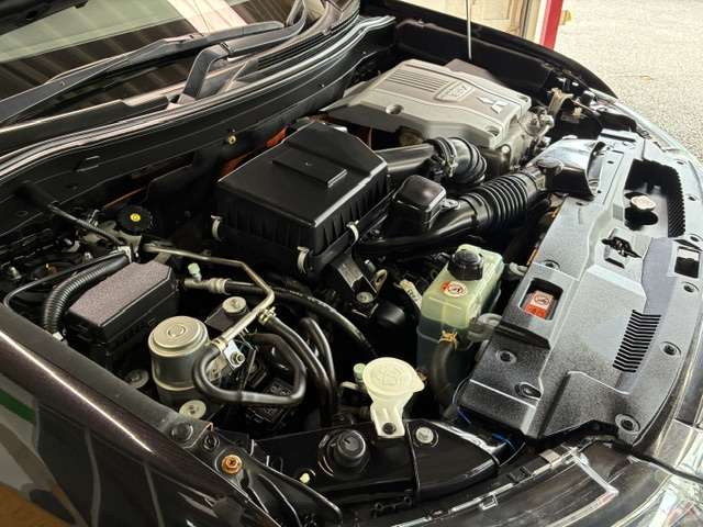 三菱 アウトランダーＰＨＥＶ ２．０ Ｇ セーフティパッケージ ４ＷＤ H28年 (関東) 99