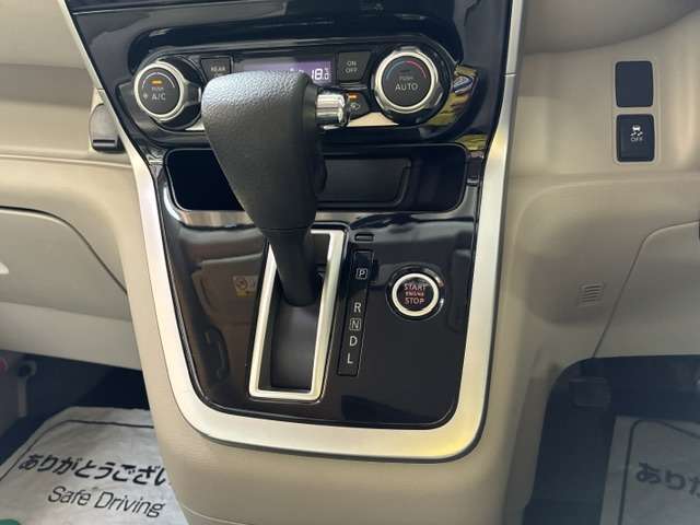 日産 セレナ ２．０ Ｇ H30年 (関東) 99