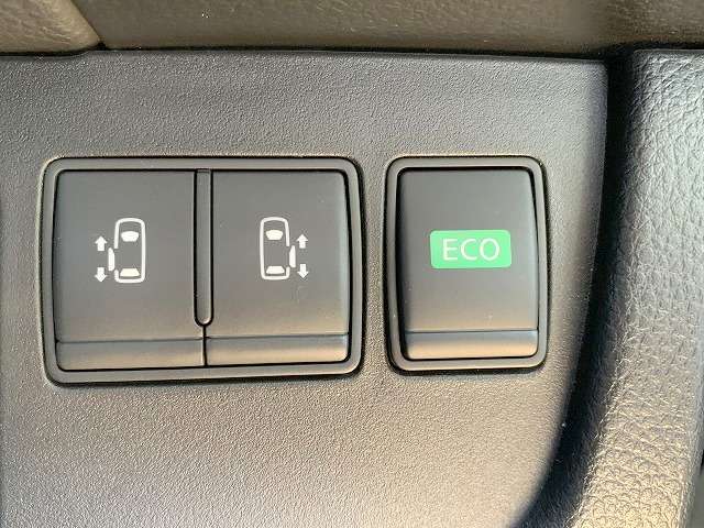 日産 セレナ ２．０ ２０Ｘ Ｖセレクション＋ＳＡＦＥＴＹ Ｓ－ＨＹＢＲＩＤ H28年 (関東) 99