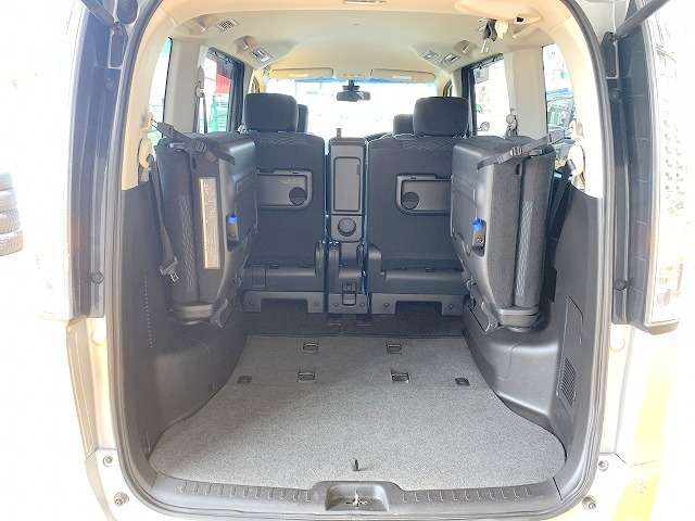 日産 セレナ ２．０ ２０Ｘ Ｖセレクション＋ＳＡＦＥＴＹ Ｓ－ＨＹＢＲＩＤ H28年 (関東) 99