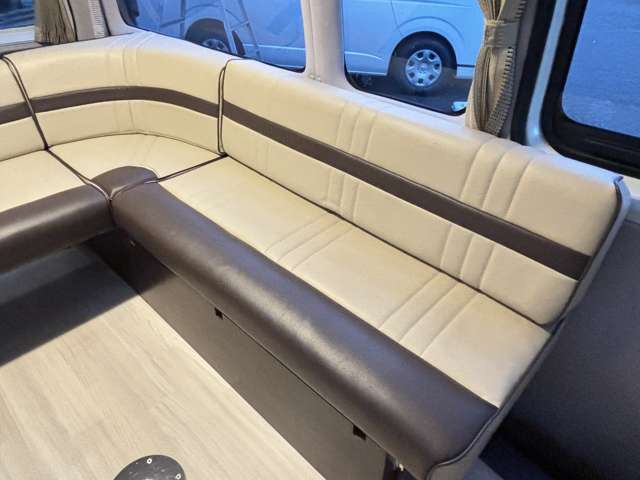 トヨタ ハイエースバン ＲＶランド H29年 (関東) 99