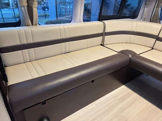 トヨタ ハイエースバン ＲＶランド H29年 (関東) 99